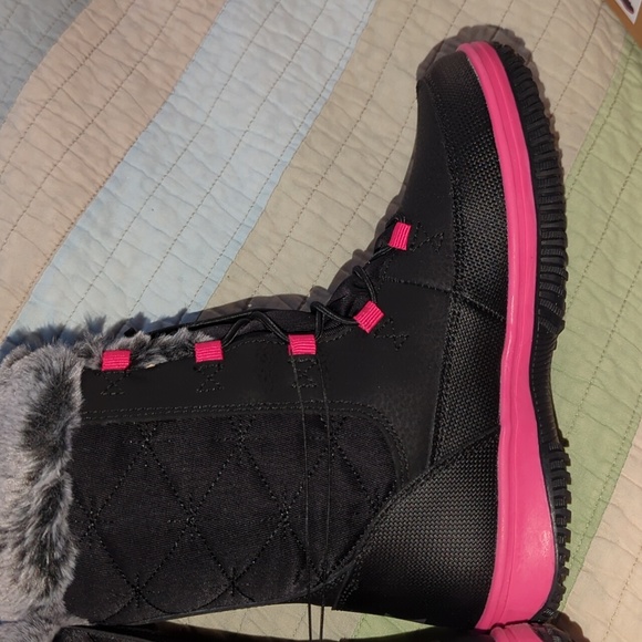 Snow Princess Boot 5Y - Picture 4 of 13